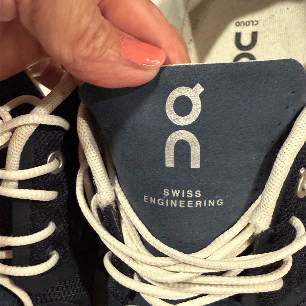 On Cloud M 12.5  Running Men's Dark Blue Athletic Shoes - Picture 8 of 9